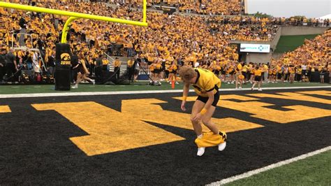 University of Iowa Cheerleaders Pants Fall Down During Backflip